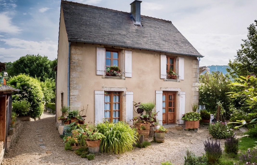 Maison de campagne chauffée au fioul.